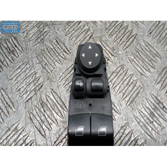 VARIOUS SWITCHES AND BUTTONS A
 BMW Serie 5 (F10/F11) 2010> used