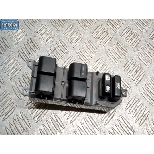 VARIOUS SWITCHES AND BUTTONS A
 TOYOTA Yaris 2011>2014 used