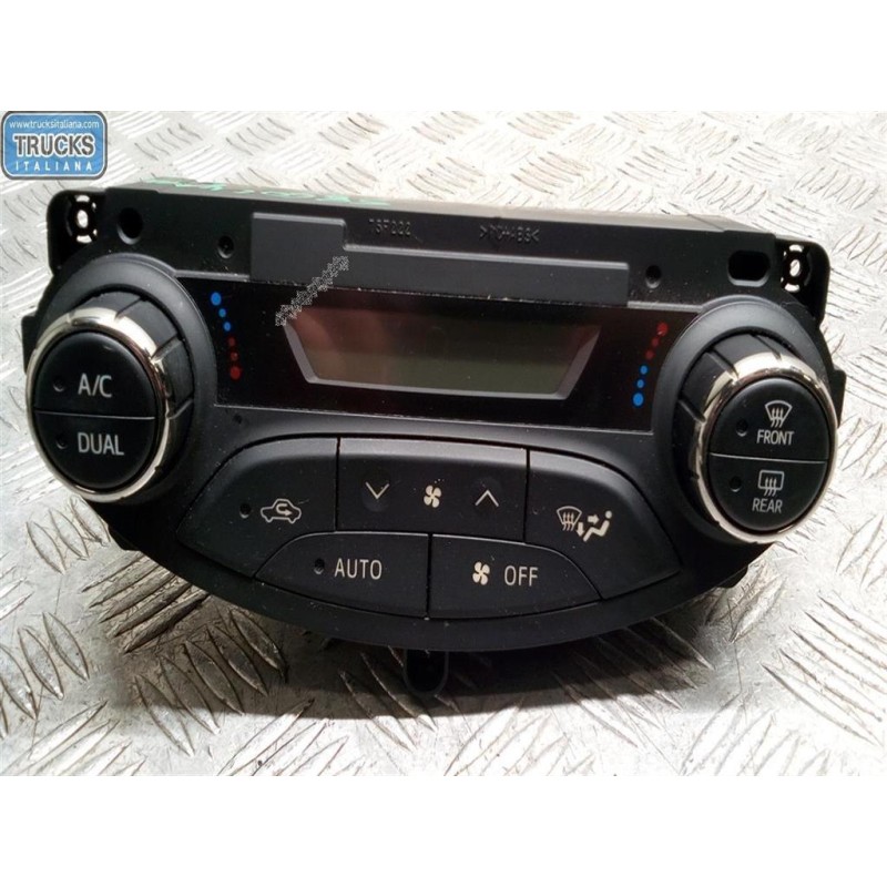 TOYOTA AC CONTROL UNIT TOYOTA Yaris 2011>2014 used