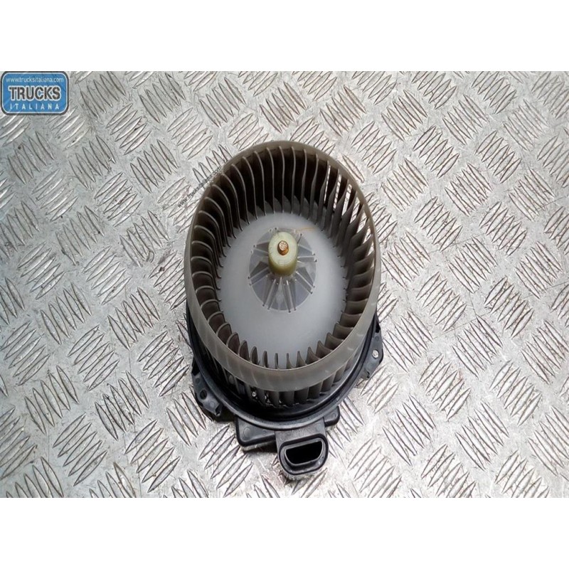 TOYOTA INTERNAL FUN MOTOR  TOYOTA Yaris 2011>2014 used