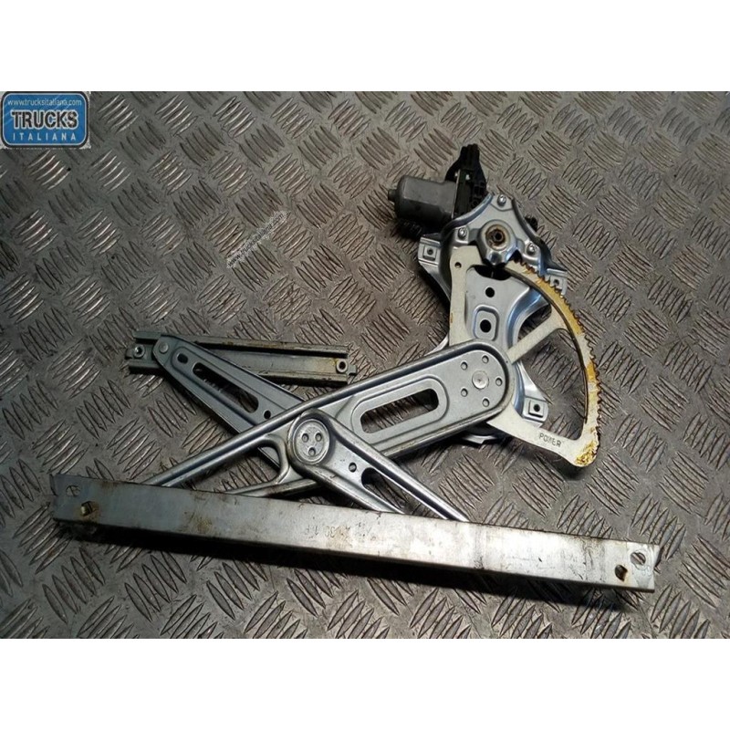 TOYOTA FRONT RIGHT POWERED WINDOWS  TOYOTA Yaris 2011>2014 used