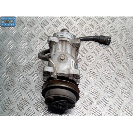 COMPRESSORE ARIA CONDIZIONATA DAF XF95 usato