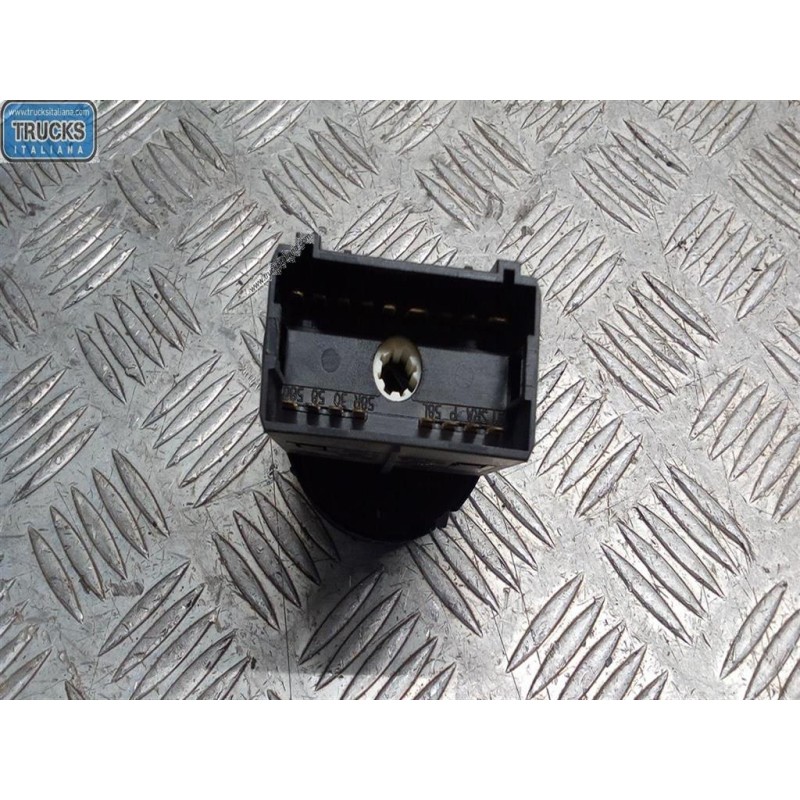 VOLKSWAGEN BLOCK LOGHTS  VOLKSWAGEN Up 2011>2016 used