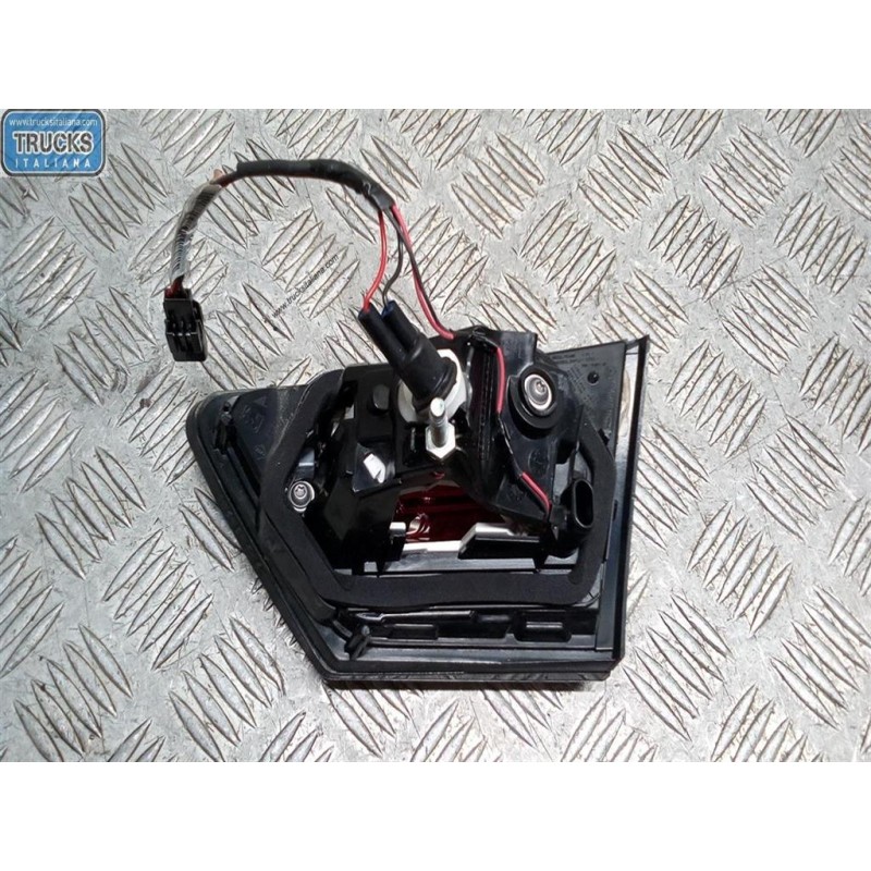 RENAULT FARO POST INTERNO LED SINISTRO RENAULT Clio 2012>2016 usato