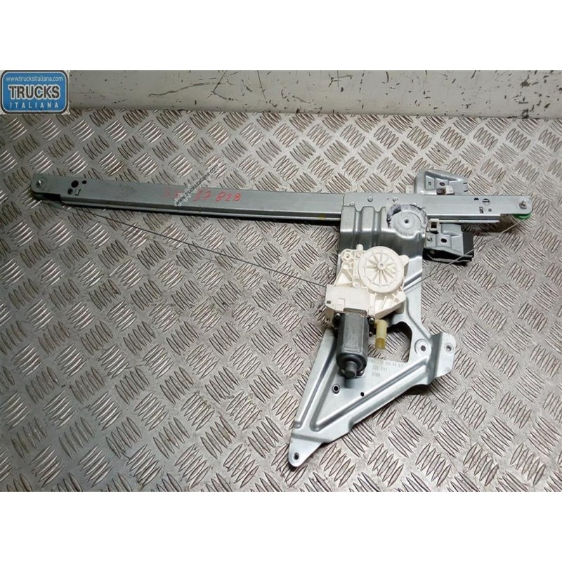 MERCEDES-BENZ van ALZA VETRI ANTERIORI SINISTRO MERCEDES-BENZ van Sprinter 2013>2018 usato