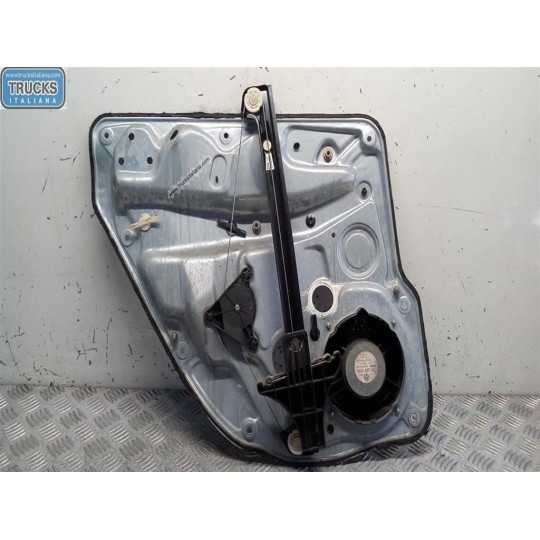 ALZA VETRI POSTERIORI DESTRO VOLKSWAGEN Golf 4 1997>2003 usato