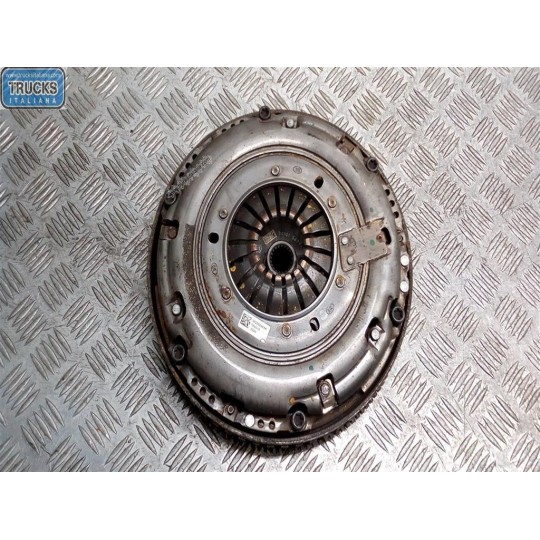 FLYWHEEL RENAULT van Trafic 2014>2019 used