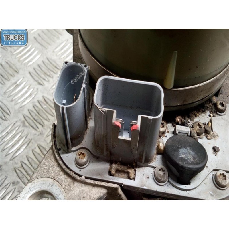 FORD POMPA IDROGUIDA FORD Fiesta 2002>2005 usato