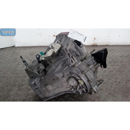 CAMBIO RENAULT Megane 2002>2006 usato