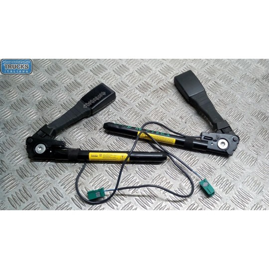 KIT CINTURE DI SICUREZZA OPEL Astra H 2007>2010 usato