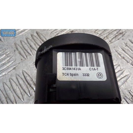 BLOCCO LUCI VOLKSWAGEN Passat 2010>2014 usato