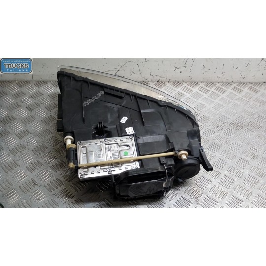 FARO ANT XENO SINISTRO VOLKSWAGEN Touareg 2002>2007 usato