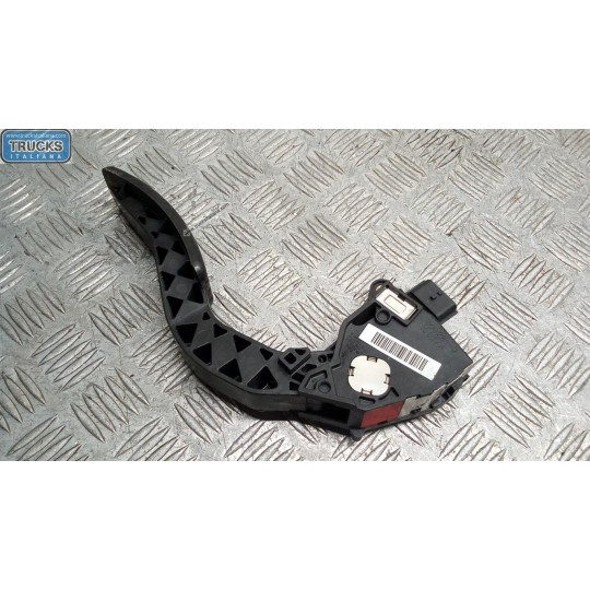 ELETRONIC THROTTLE PEDAL  OPEL van Vivaro B 2014> used