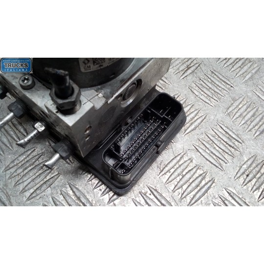 GRUPPO ABS OPEL van Vivaro B 2014> usato
