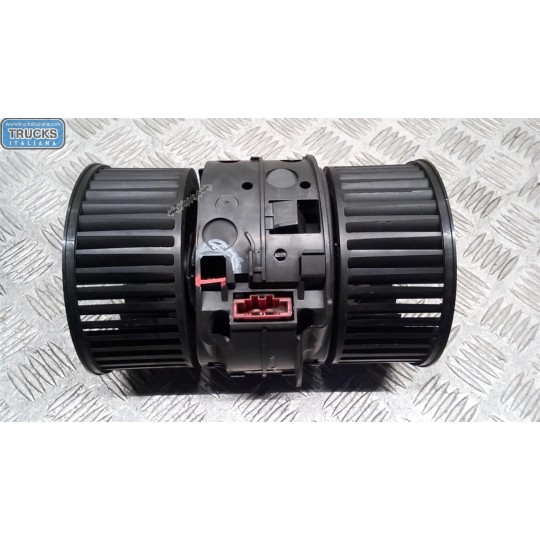 INTERNAL FUN MOTOR  OPEL van Vivaro B 2014> used