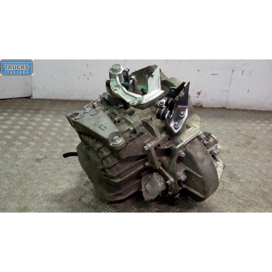 CAMBIO OPEL Astra H 2004>2007 usato