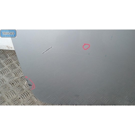 PORTA ANTERIORE DESTRA TOYOTA Aygo 2005>2012 usato