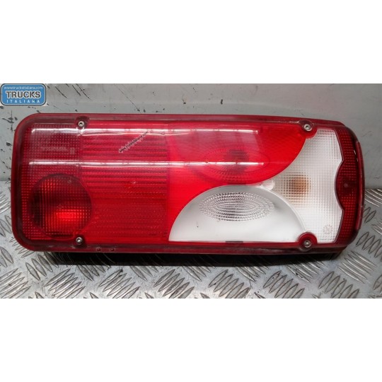 FARO POSTERIORE ESTERNO DESTRO MERCEDES-BENZ van Sprinter 2009>2013 usato