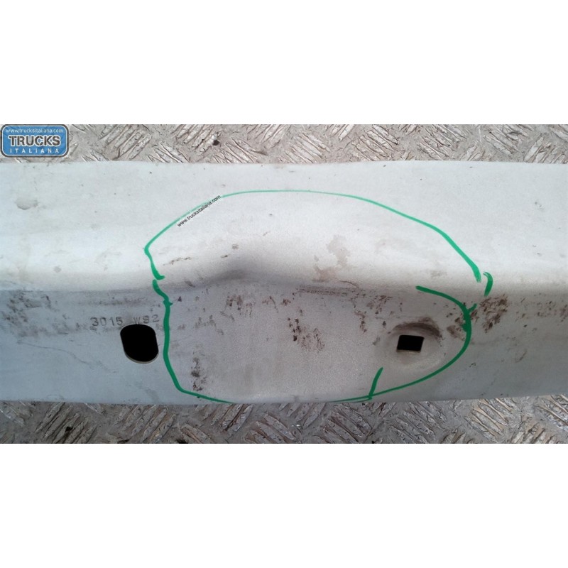 RENAULT van TRAVERSA ANTERIORE PARAURTO RENAULT van Master 2014>2019 usato