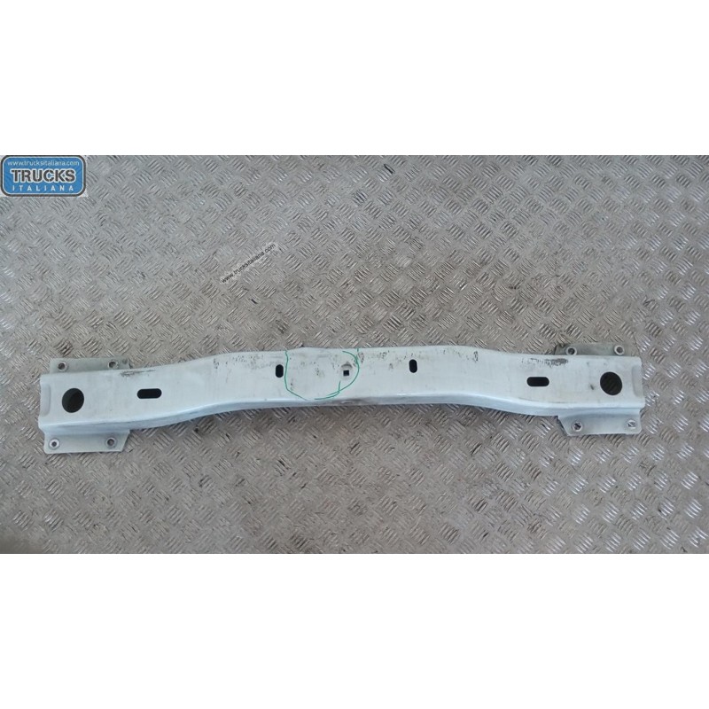 RENAULT van TRAVERSA ANTERIORE PARAURTO RENAULT van Master 2014>2019 usato