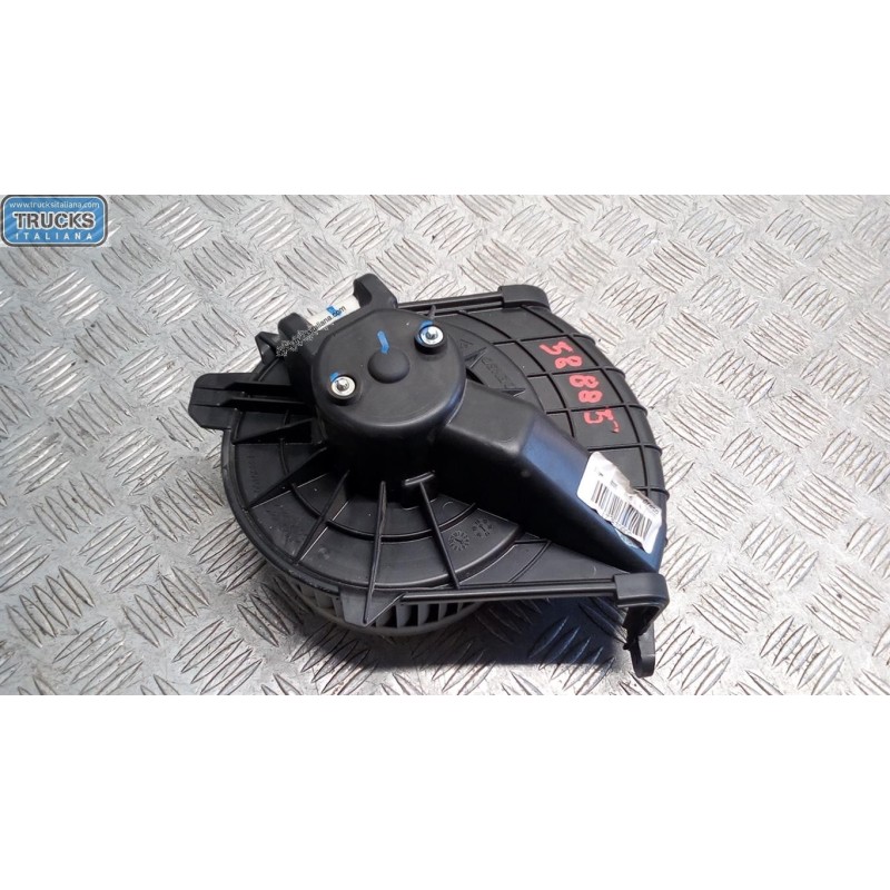 RENAULT van MOTORINO VENTILAZIONE INTERNA RENAULT van Master 2014>2019 usato