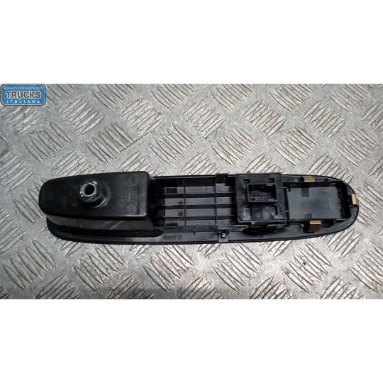VARIOUS SWITCHES AND BUTTONS A
 LANCIA Ypsilon 2011>2015 used