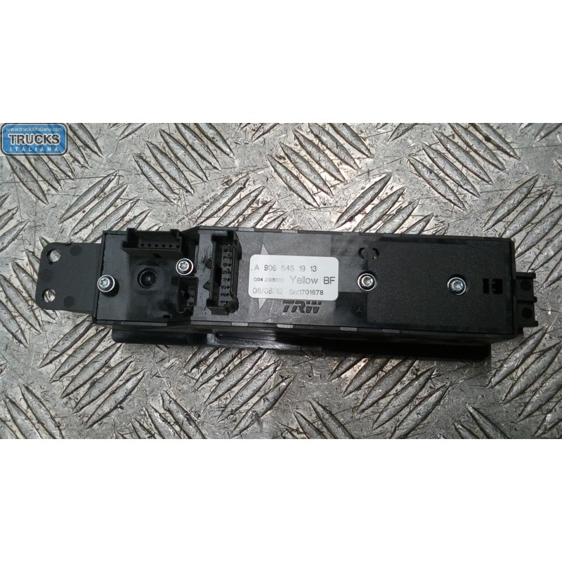 MERCEDES-BENZ van INTERRUTTORI E PULSANTI ALZAVETRI MERCEDES-BENZ van Sprinter 2009>2013 usato