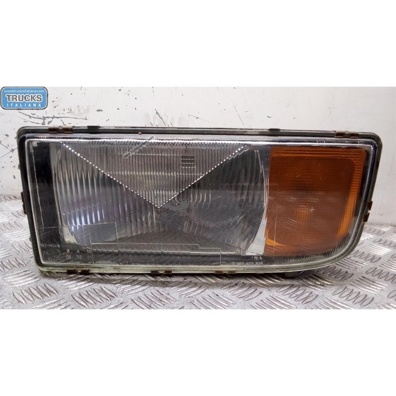 MERCEDES-BENZ truck FARO ANTERIORE SINISTRO MERCEDES-BENZ truck Actros 1997>2003 usato