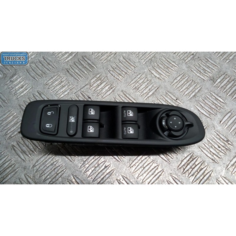 JEEP INTERRUTTORI E PULSANTI ALZAVETRI JEEP Compass 2017> usato