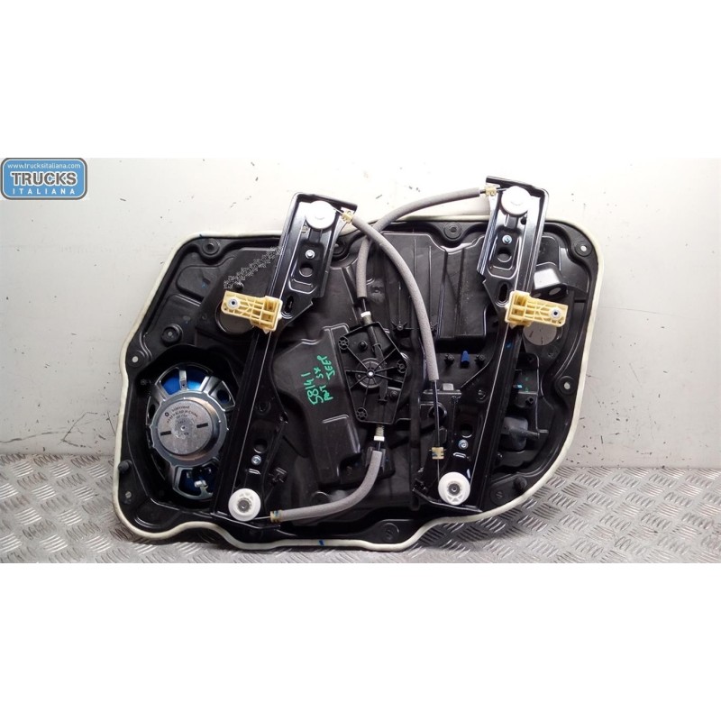 JEEP FRONT LEFT POWERED WINDOWS  JEEP Compass 2017> used