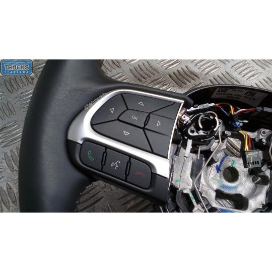 VOLANTE JEEP Compass 2017> usato