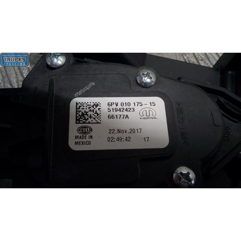 JEEP ELETRONIC THROTTLE PEDAL  JEEP Compass 2017> used