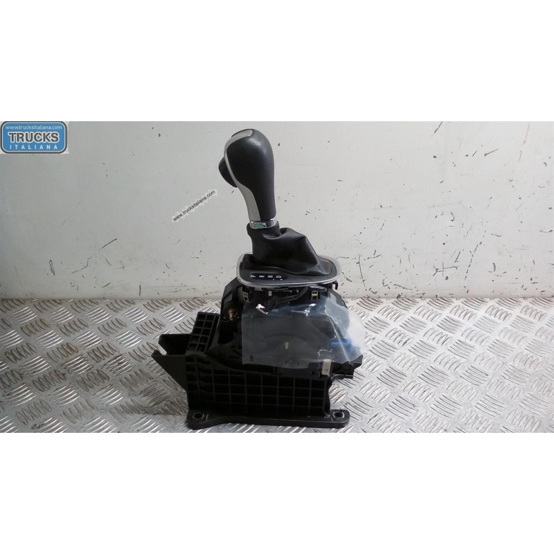 JEEP LEVER JEEP Compass 2017> used