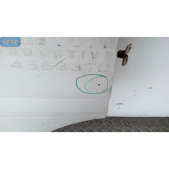 RIGHT FRONT DOOR  VOLKSWAGEN van LT 1995> used