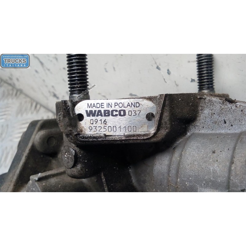 MERCEDES-BENZ truck VARIE FRENI 1 MERCEDES-BENZ truck Actros 1997>2003 usato