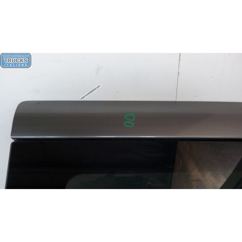 CHRYSLER RIGHT SIDE SLIDING DOOR CHRYSLER Voy./G.Voyager 2004>2008 used