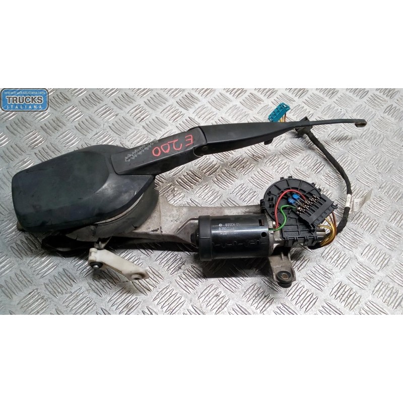 MERCEDES-BENZ windshield wiper motor MERCEDES-BENZ Classe E (W/S210) 1995>1999 used