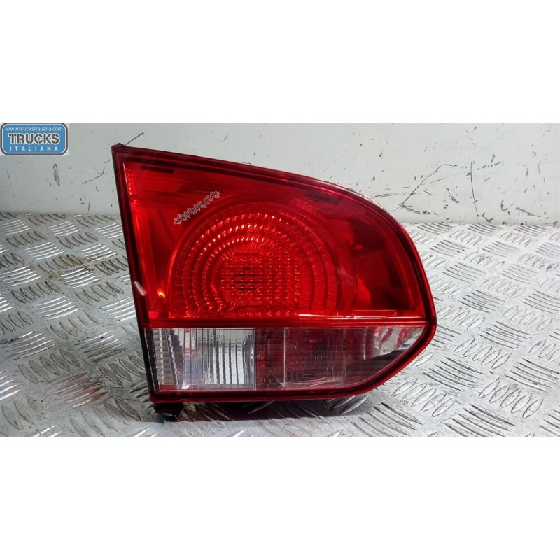 VOLKSWAGEN FARO POSTERIORE INTERNO SINISTRO VOLKSWAGEN Golf 6 2008>2012 usato