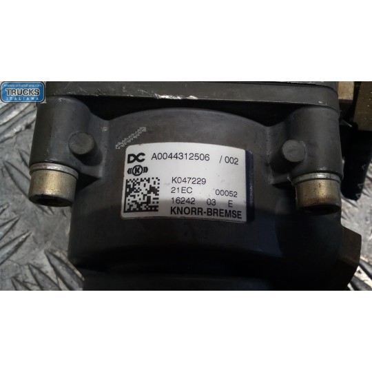 VARIOUS BRAKE 2 MERCEDES-BENZ truck Atego euro 6 2014> used