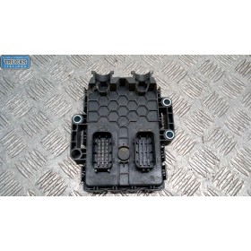 VARIOUS CONTROL UNITS D...