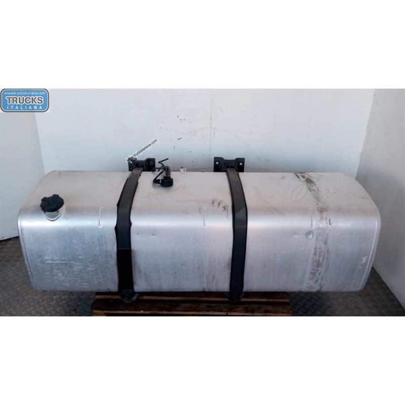 DAF SERBATOIO CARBURANTE DAF XF95 usato