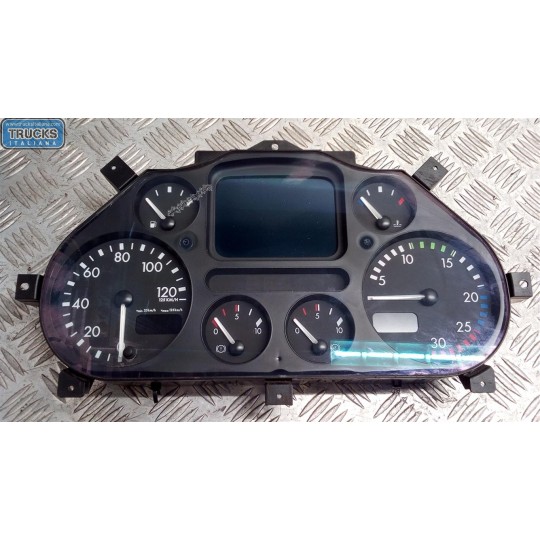 QUADRO STRUMENTI DAF XF95 usato