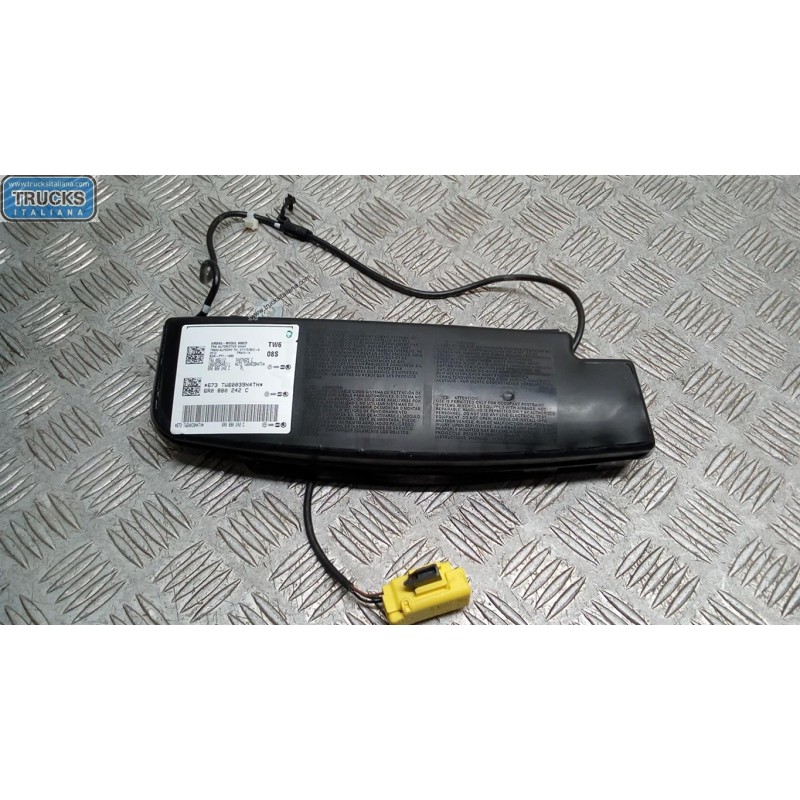 VOLKSWAGEN AIR BAG LATERALE DESTRO VOLKSWAGEN Polo 2009>2014 usato