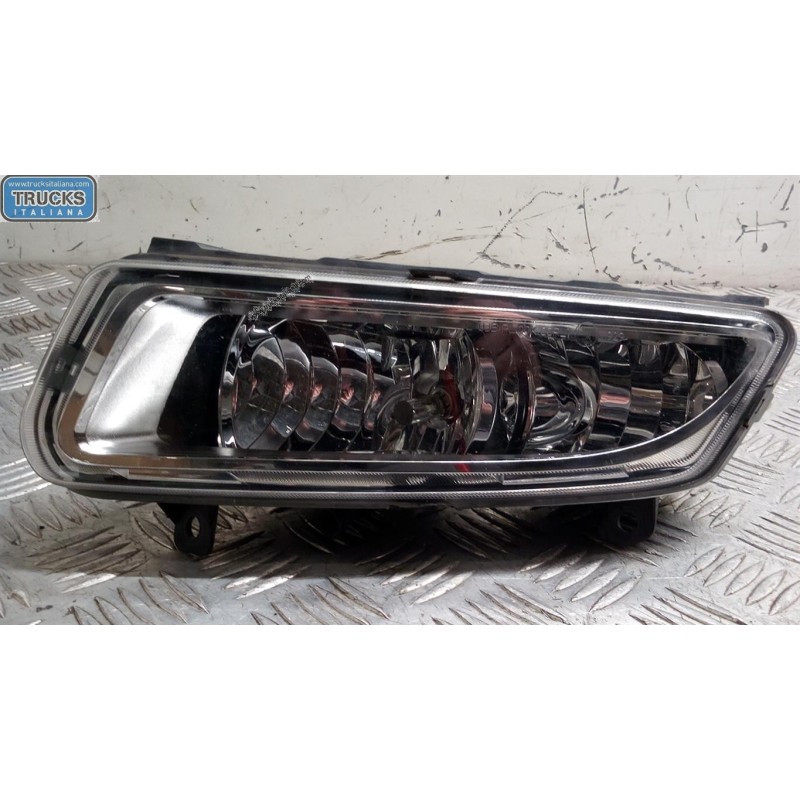 VOLKSWAGEN FENDINEBBIA SINISTRO VOLKSWAGEN Polo 2009>2014 usato