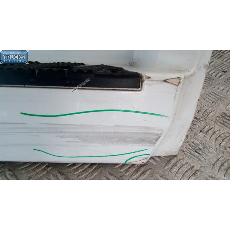 MERCEDES-BENZ truck PEDANA SALITA A/DX MERCEDES-BENZ truck Actros euro 6 2014>2021 usato
