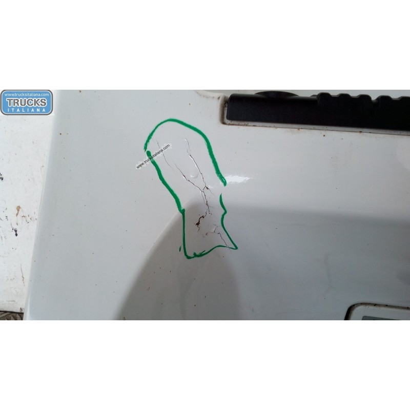 MERCEDES-BENZ truck PEDANA SALITA A/DX MERCEDES-BENZ truck Actros euro 6 2014>2021 usato