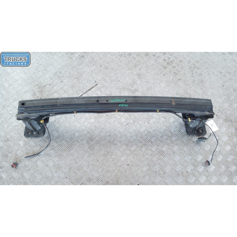 FORD TRAVERSA ANTERIORE PARAURTO FORD Fiesta 2002>2005 usato