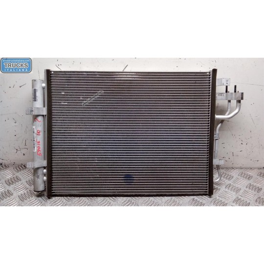 RADIATORE CLIMATIZZATORE HYUNDAI i10 2013>2016 usato