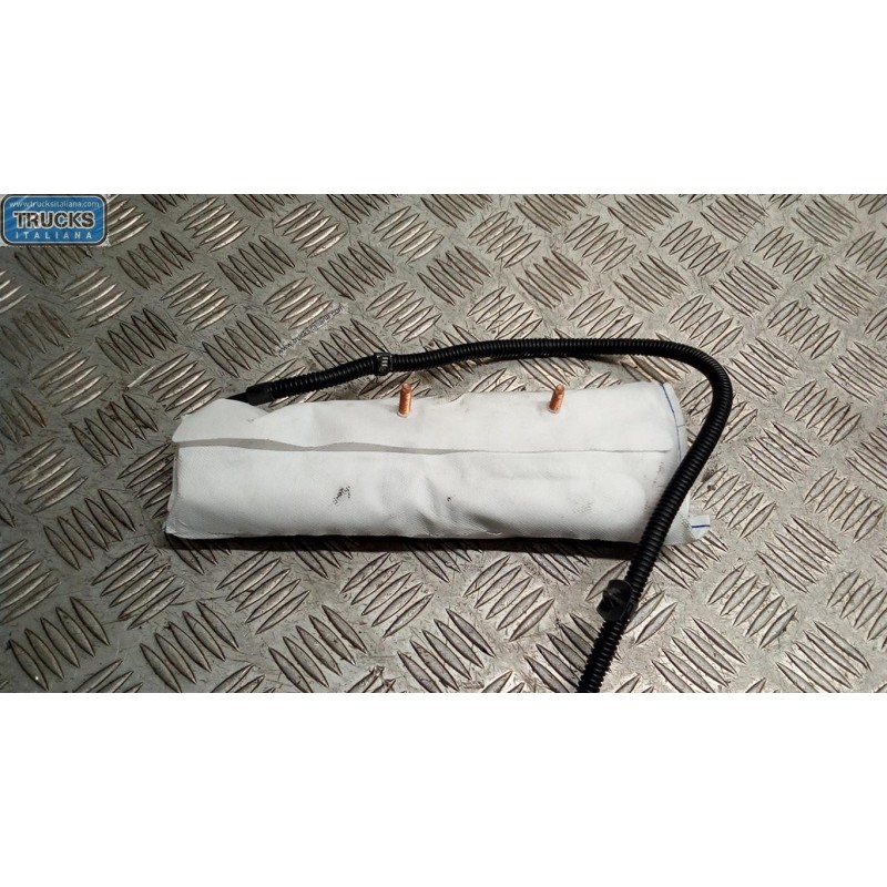 HYUNDAI CURTAIN AIRBAG RIGHT  HYUNDAI i10 2013>2016 used