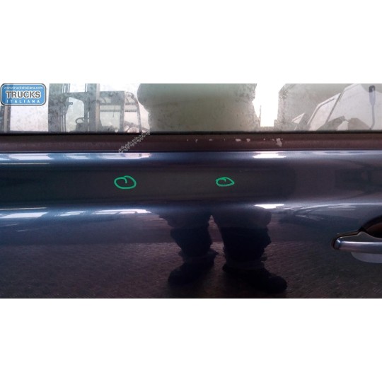 LEFT FRONT DOOR VOLVO V50 used